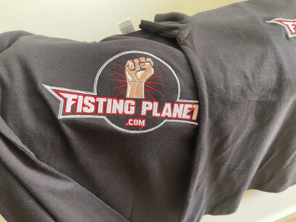 Introducing our new collection: Fisting Planet T-shirts for girls! Black, 100% cotton, with an embroidered logo. Stylish, bold, and empowering.